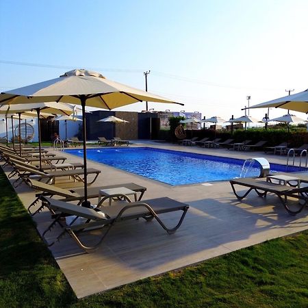 Cezar'S Airport Hotel Nicosia Eksteriør billede
